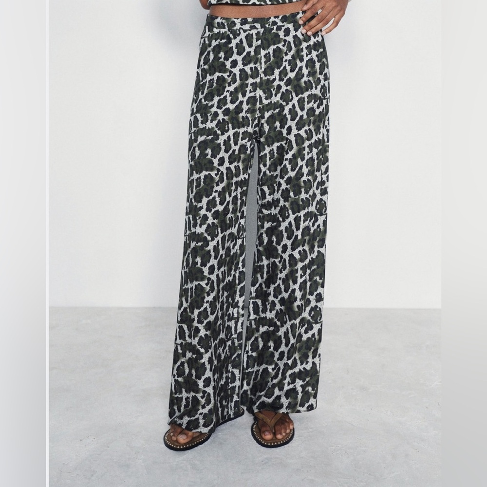 ZARA TRF Rare Olive Ribbed Leopard Print Wide Leg Knit Pants M